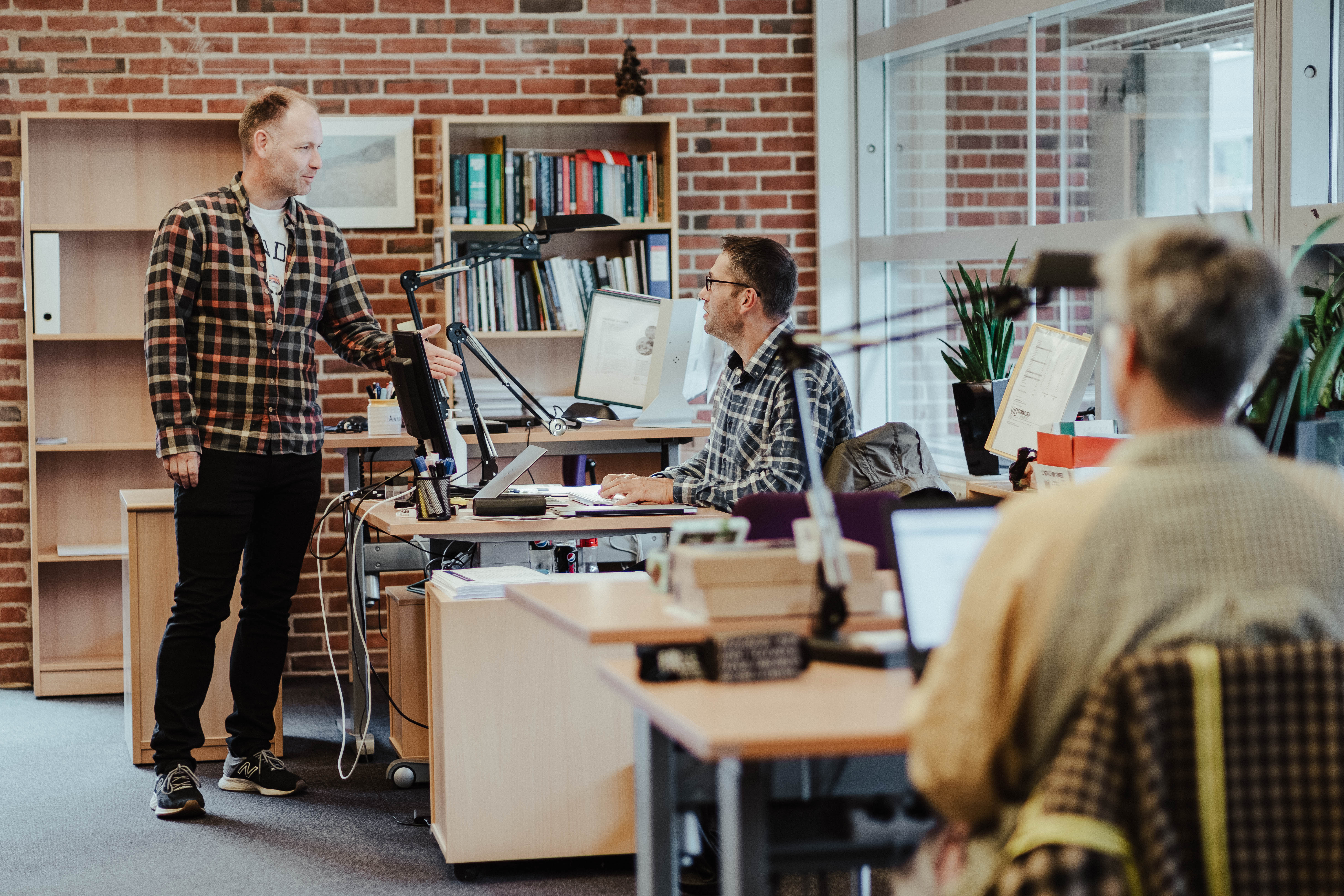 Studievejledere i samtale med hinanden