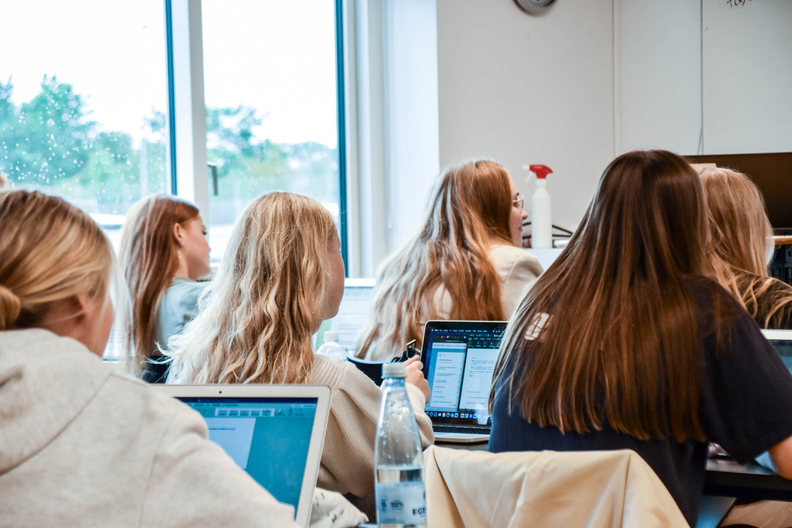 Undervisningen på studieretningen International byder på mange koncentreret elever